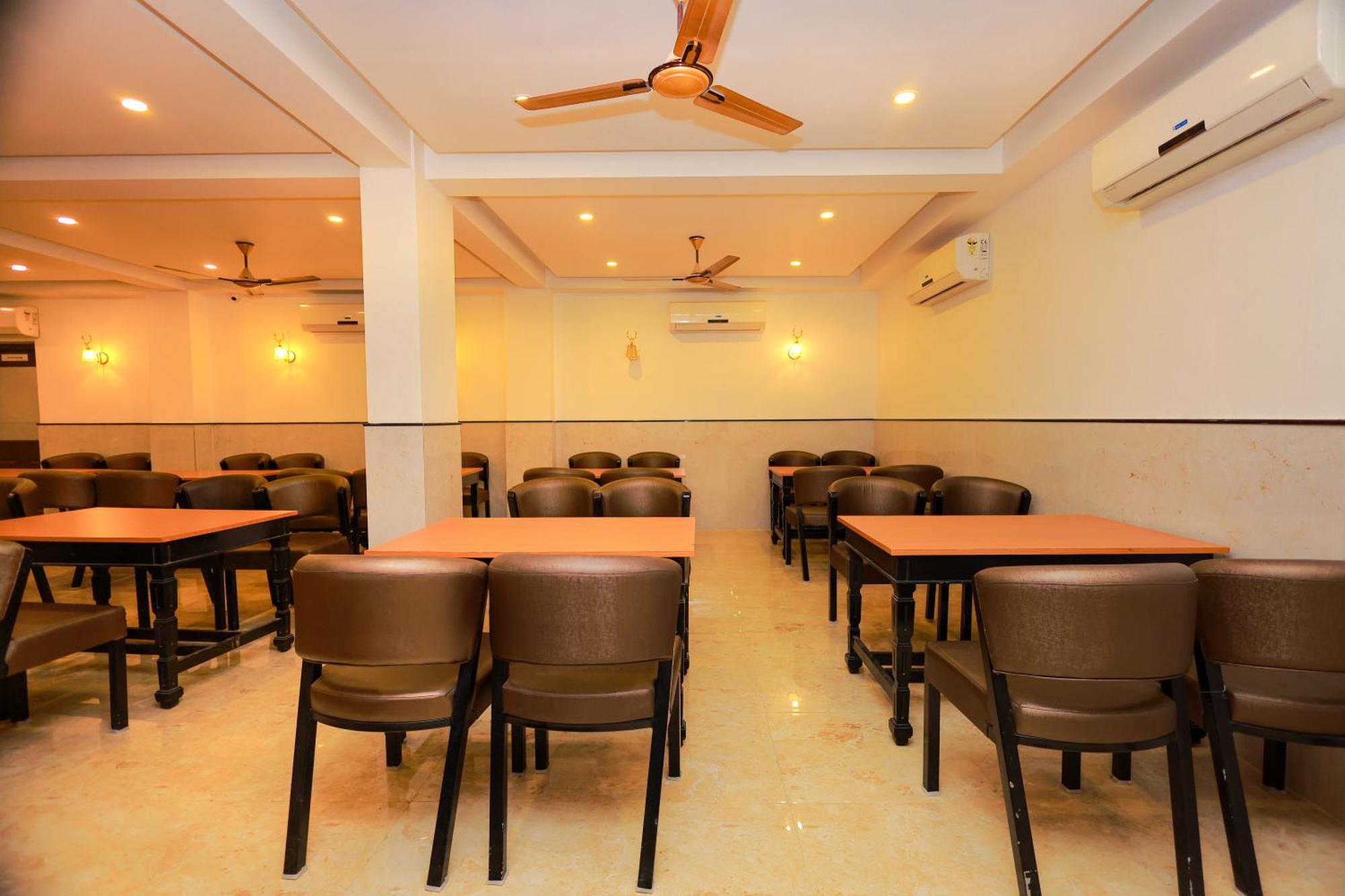 Hotel Sangam Kânyâkumârî Extérieur photo